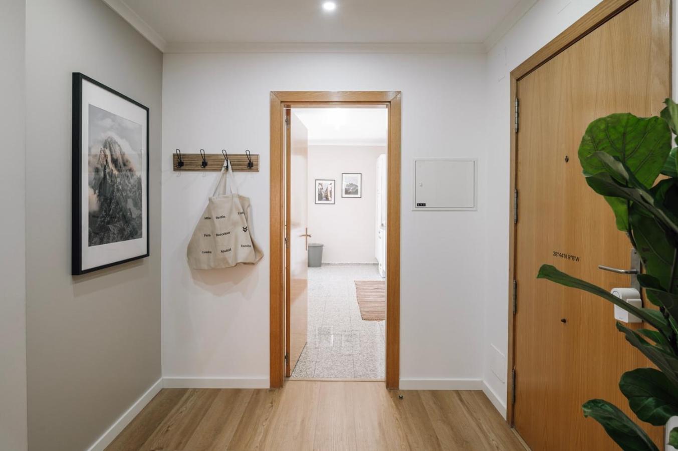 Anla - 2 Bedrooms And Parking In Arroios Apartment